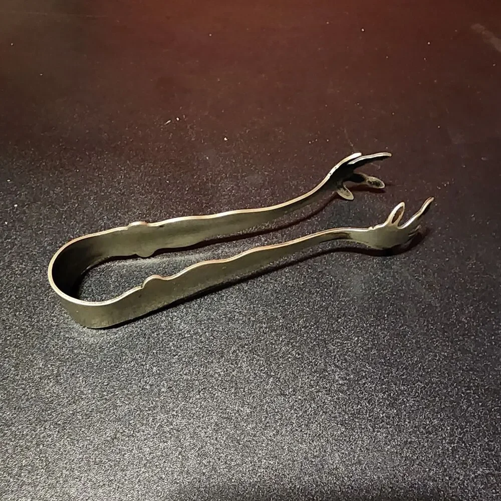 1950s Apollo Silverplated Eagle Claw Ice Tongs 7” Long Bar Vintage MCM Retro
